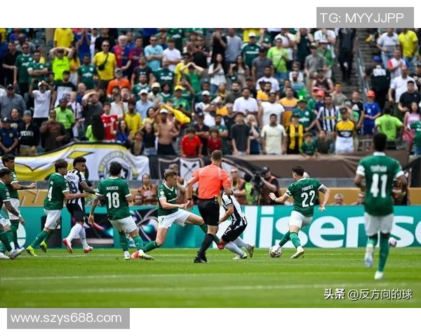 深入解析足球比赛规则助你轻松理解比赛的每一个细节与精彩瞬间